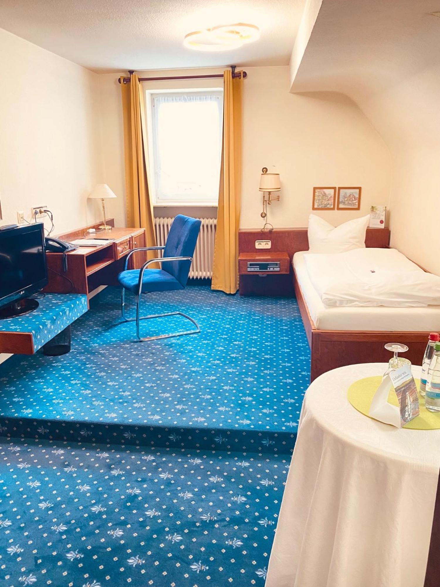 Hotel - Restaurant Traube Neuffen 외부 사진